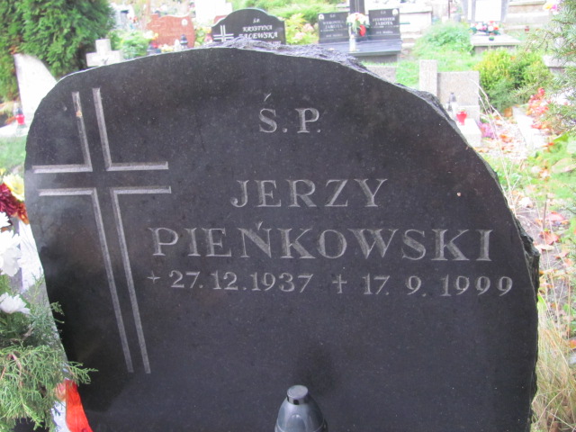 Jerzy Pieńkowski 1937 Elbląg - Grobonet - Wyszukiwarka osób pochowanych